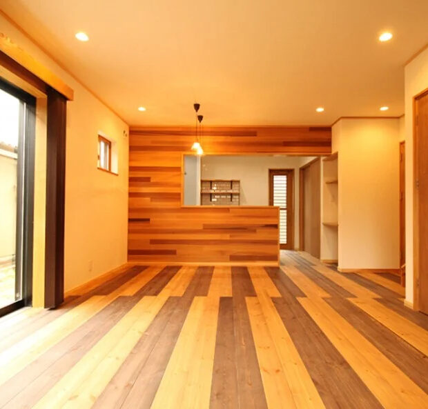 離れのような部屋がある家