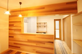 離れのような部屋がある家の写真7