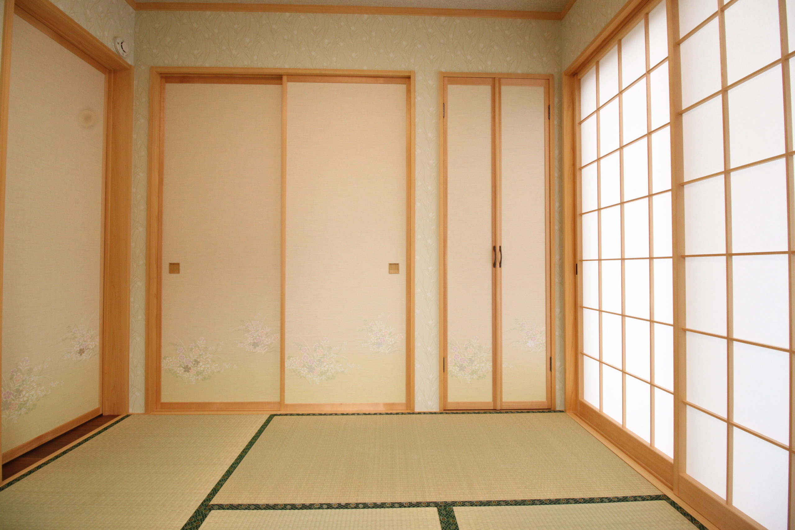 変形地を利用した離れのある家の写真5