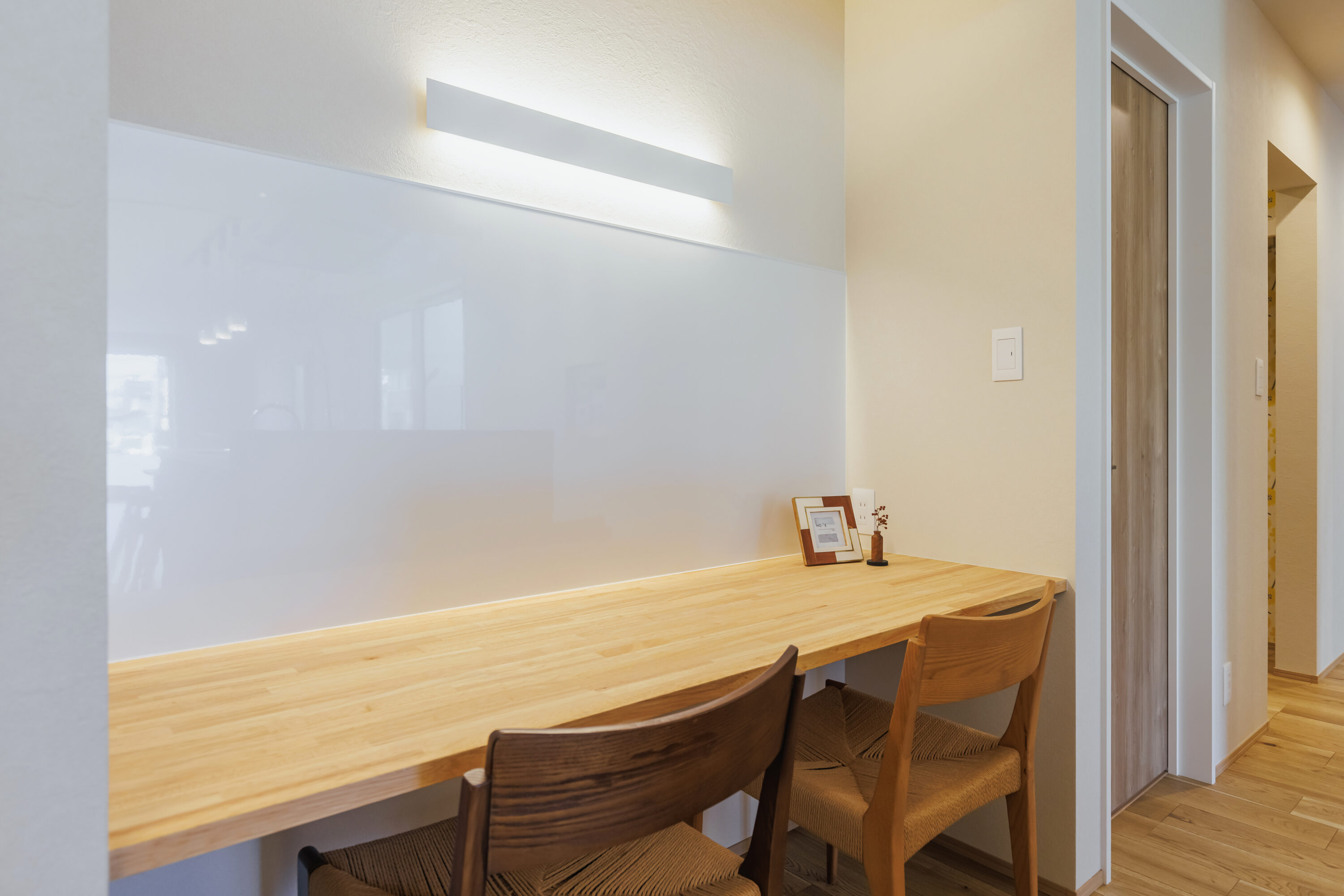 三角屋根がかわいいナチュラルウッディーなお家の写真10