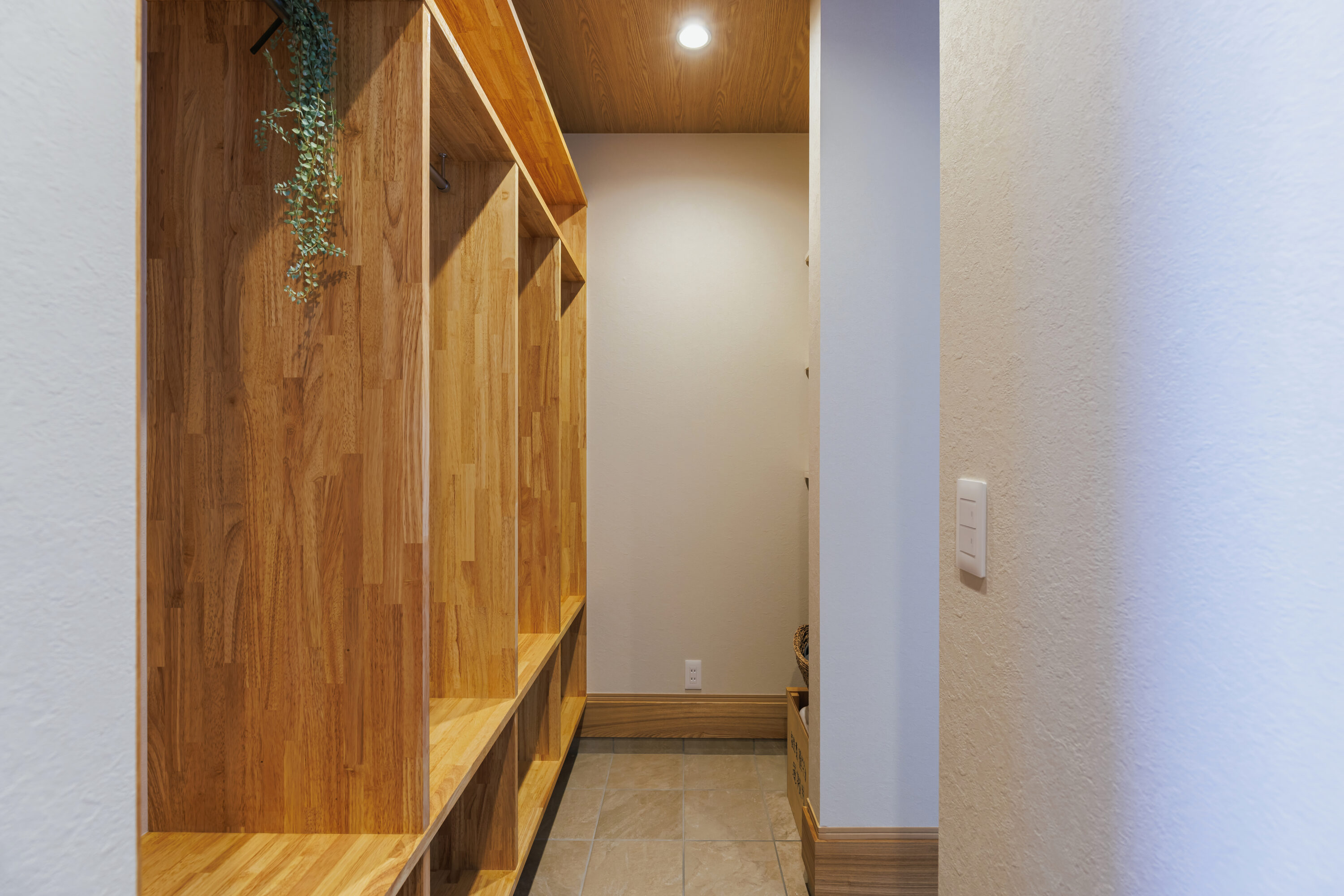 三角屋根がかわいいナチュラルウッディーなお家の写真8