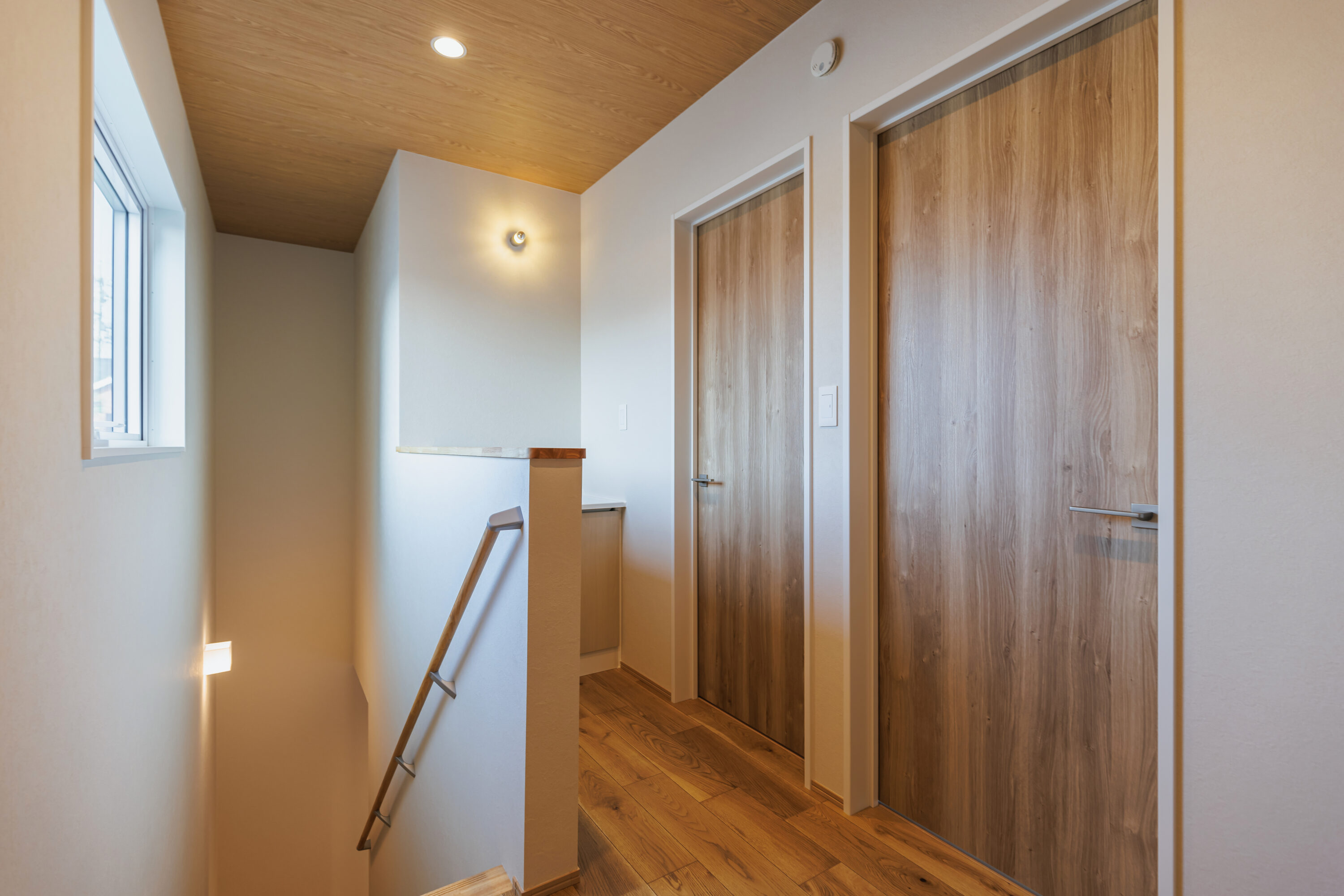 三角屋根がかわいいナチュラルウッディーなお家の写真5